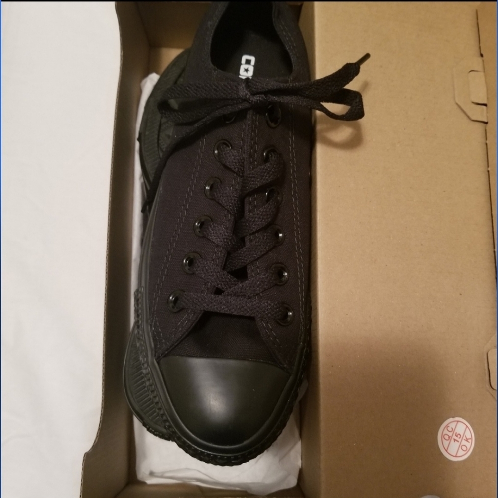 NEW! CONVERSE